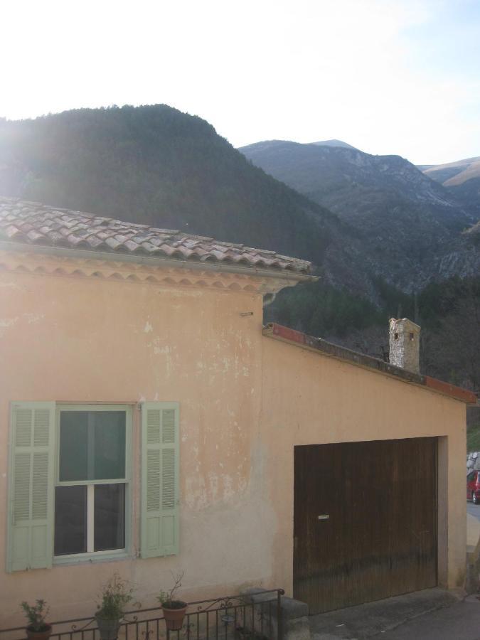 Les Deux Pentes Daire Sausses Dış mekan fotoğraf